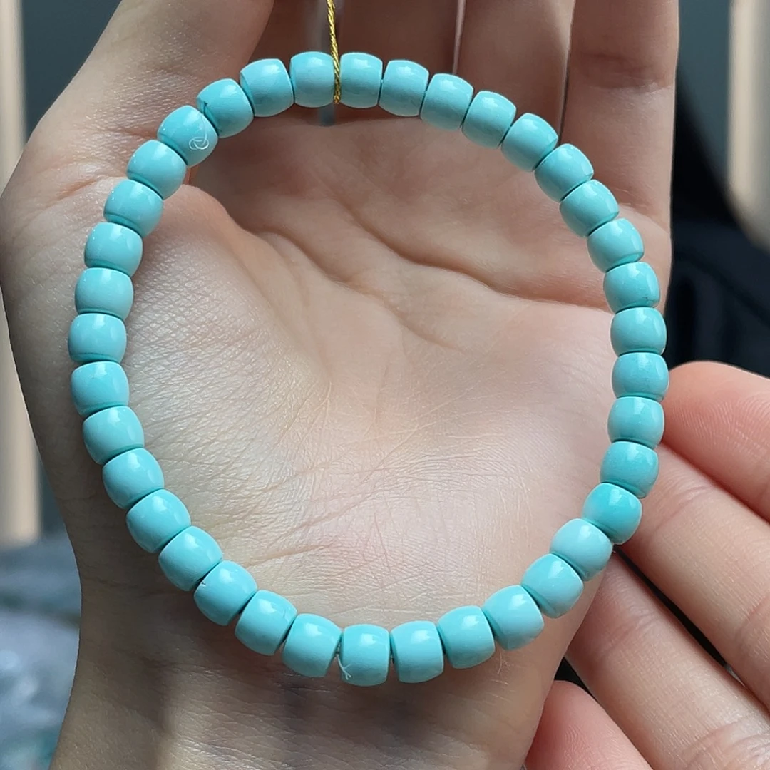 绿松石未镶嵌颈饰