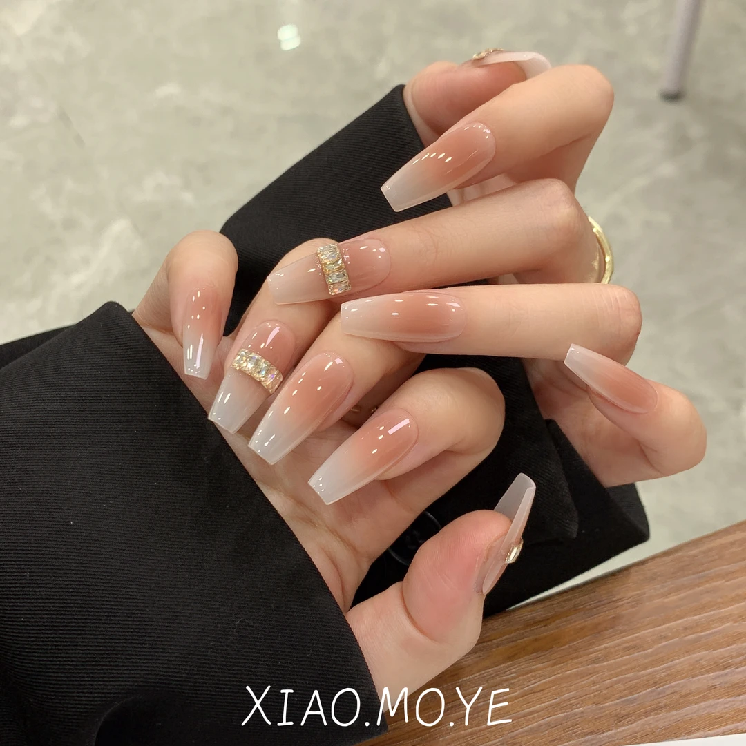 【小杏运】小沫野穿戴甲简约冰透感裸色气质显白款美甲~~