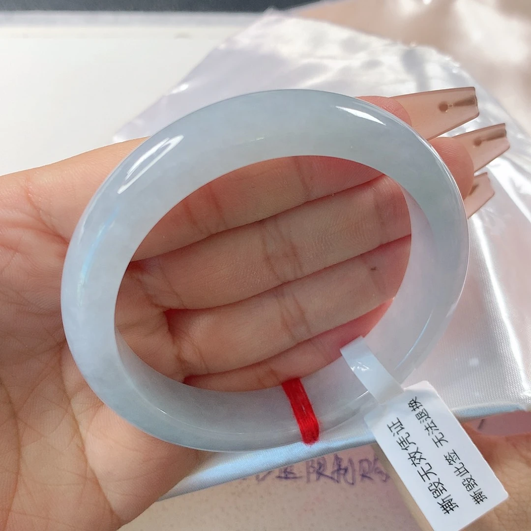 未镶嵌手镯翡翠小*哥