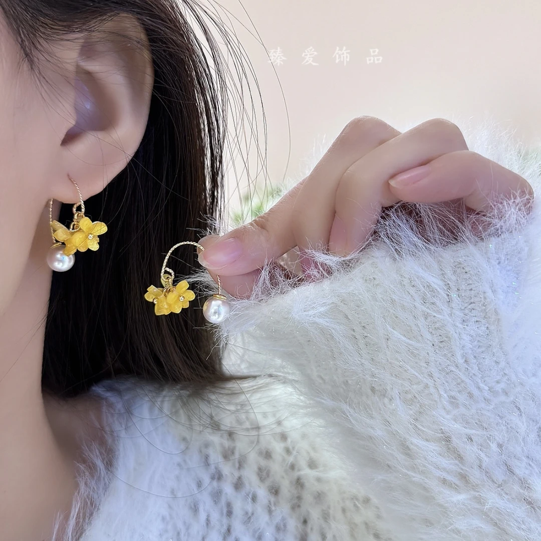 铜合金亚克力耳饰 岛屿花园小黄花珠珠两戴耳环气质时尚森系甜美