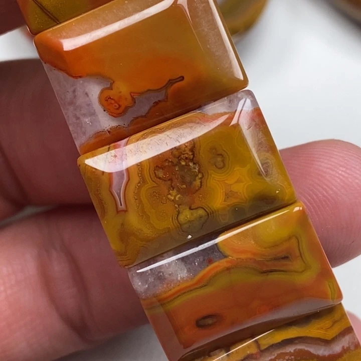 玛瑙/玉髓吊坠未镶嵌行*