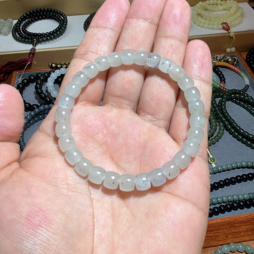 和田玉未镶嵌手串