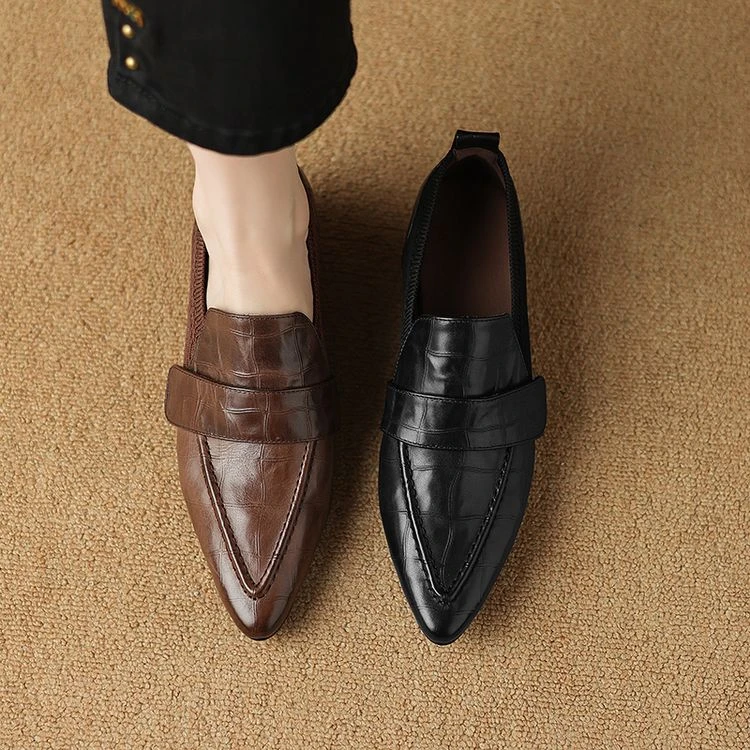 法式休闲~3cm百搭牛皮尖头低跟深口单鞋女真皮松紧口粗跟乐福鞋女