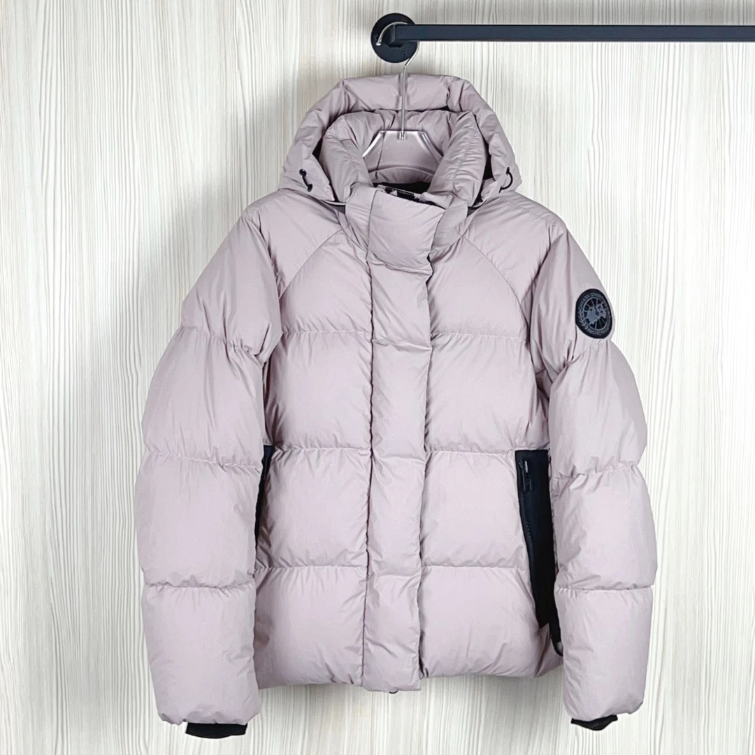 99新 CANADA GOOSE 羽绒服 尺码M/成色看直播 GSS28098