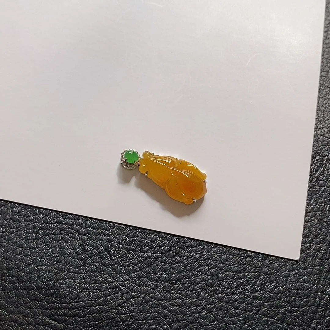 翡翠颈饰18K金镶嵌金玉满堂 小鱼儿吊坠