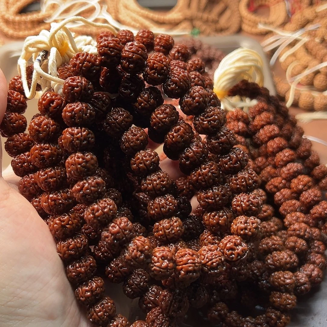 金刚菩提吊坠凹的梅花手持12