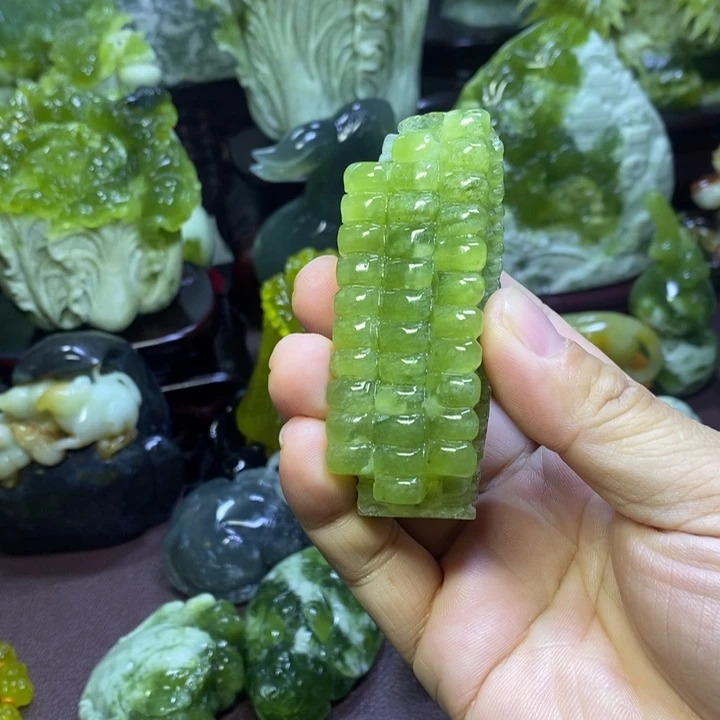 【闪购商品】未镶嵌岫玉手把件