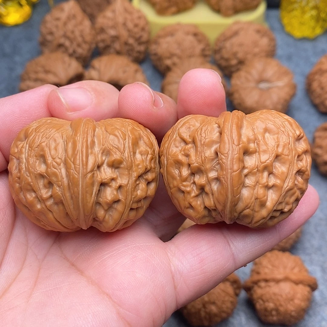 文玩核桃把件43全品毕业元宝不议价