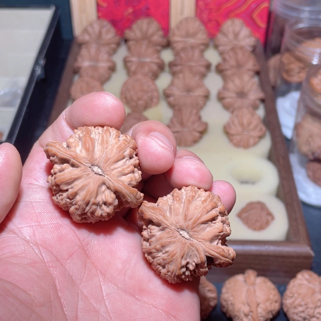 六***蚺文玩核桃一物一拍