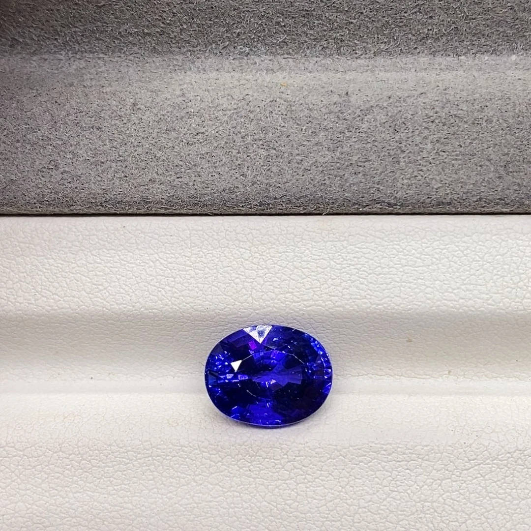 裸石未镶嵌坦桑石4.98克拉天然坦桑石