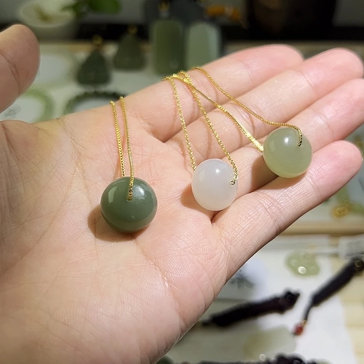 和田玉未镶嵌吊坠(不含链)