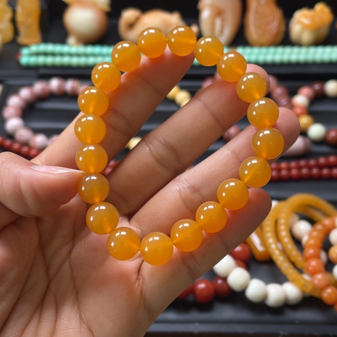 石英质玉（缅黄）未镶嵌颈饰