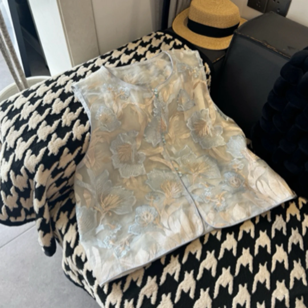 9580气质薄款亮片国风马甲