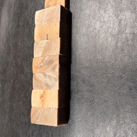 昌化石游*师8个………..