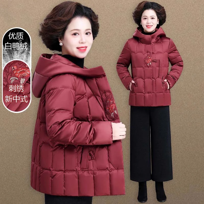 新中式妈妈冬装羽绒服短款奶奶冬季盘扣上衣中老年人棉袄外套女款