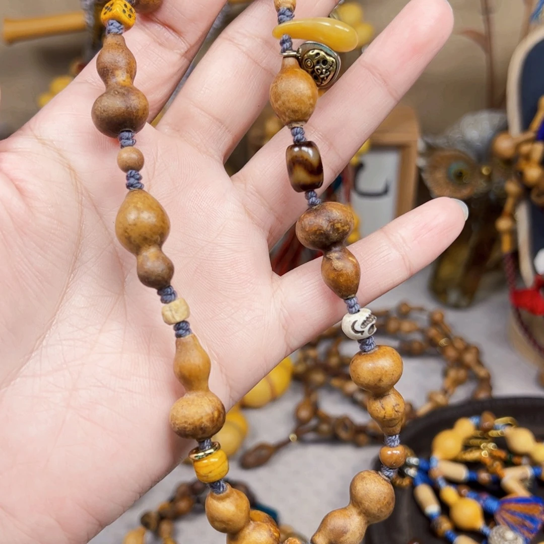 晳***大叶紫檀（黑酸枝木类）