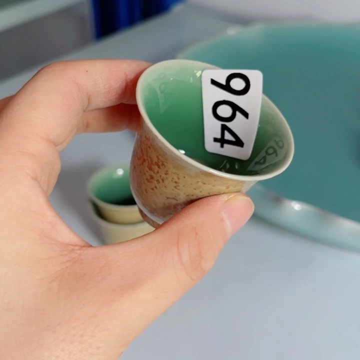 青瓷哈哈哈哈哈哈哈哈哈哈哈