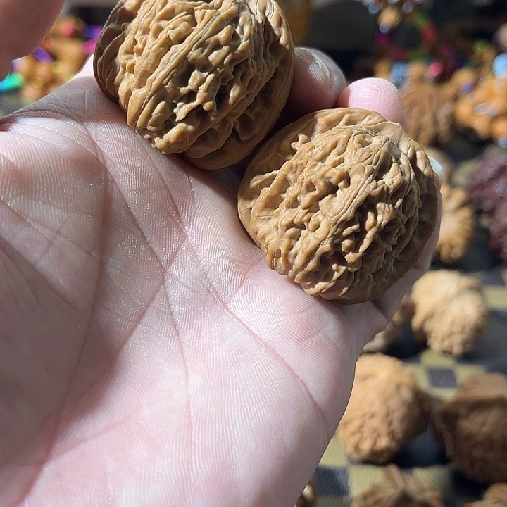 文玩核桃吊坠四座楼