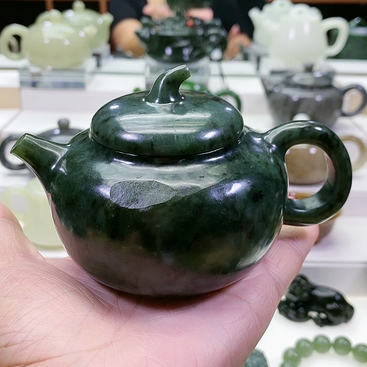 未镶嵌和田玉挂件有**禄茶壶