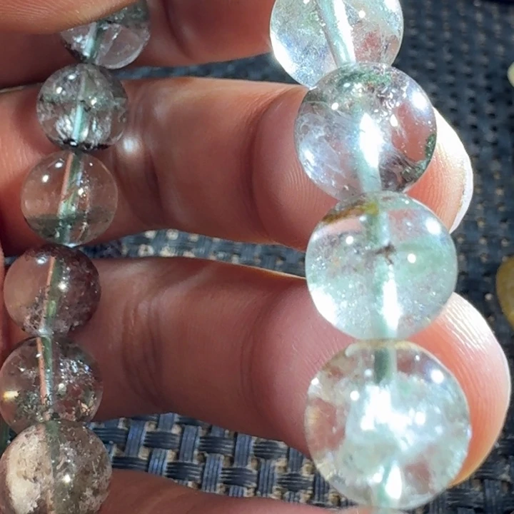 未镶嵌颈饰水晶V****莋