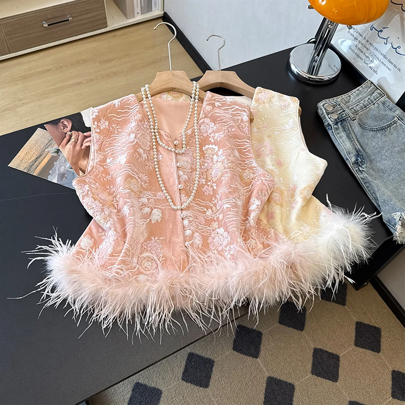新中式亮片绣花马甲背心女2025秋冬新款羽毛拼接丝绒重工国风上衣