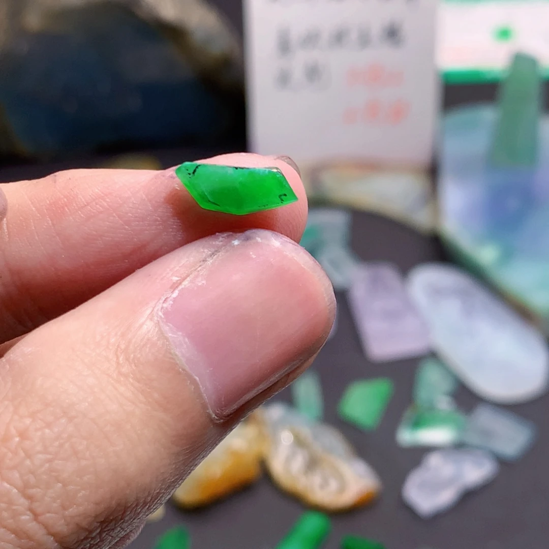 未镶嵌定制翡翠翡翠
