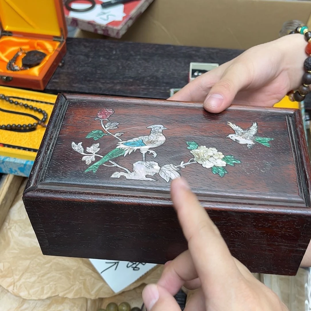 大叶紫檀(黑酸枝木类)