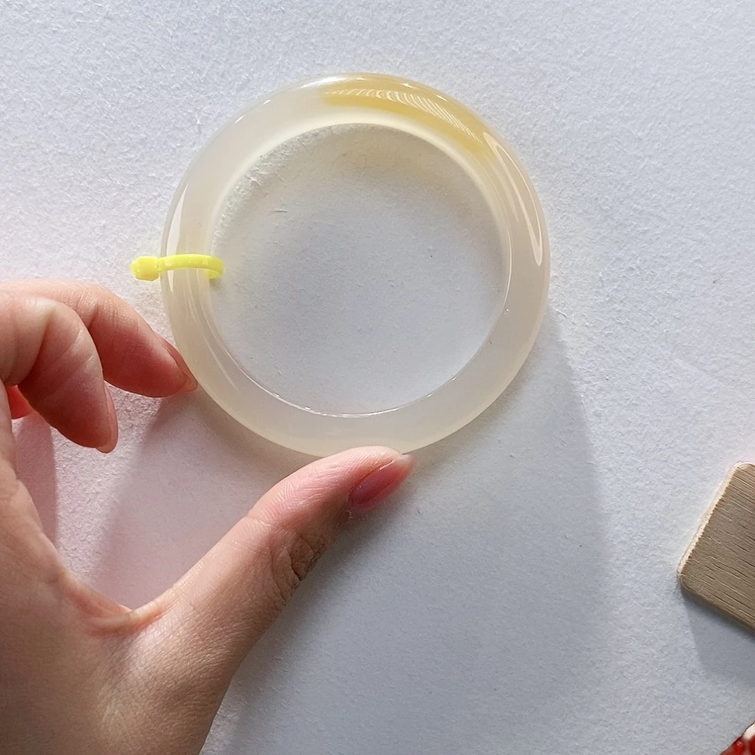 手镯玛瑙/玉髓未镶嵌58