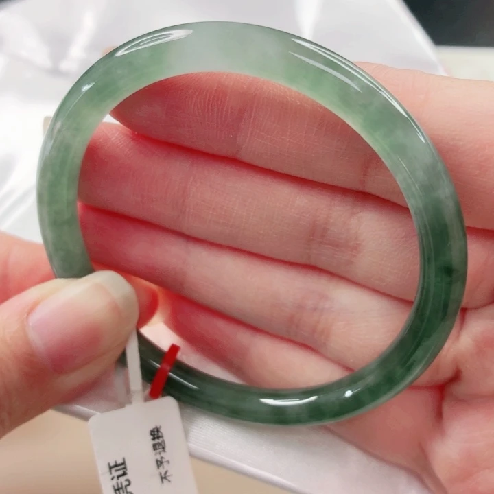 翡翠未镶嵌手镯53.2圈x414