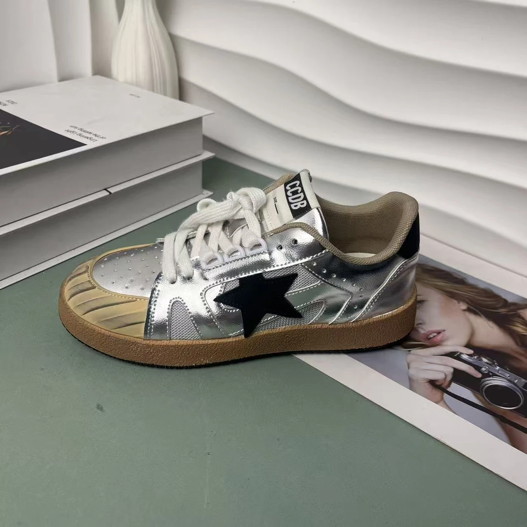 做旧星星板鞋女秋季银色百搭平底脏脏鞋运动鞋休闲厚底小白鞋女