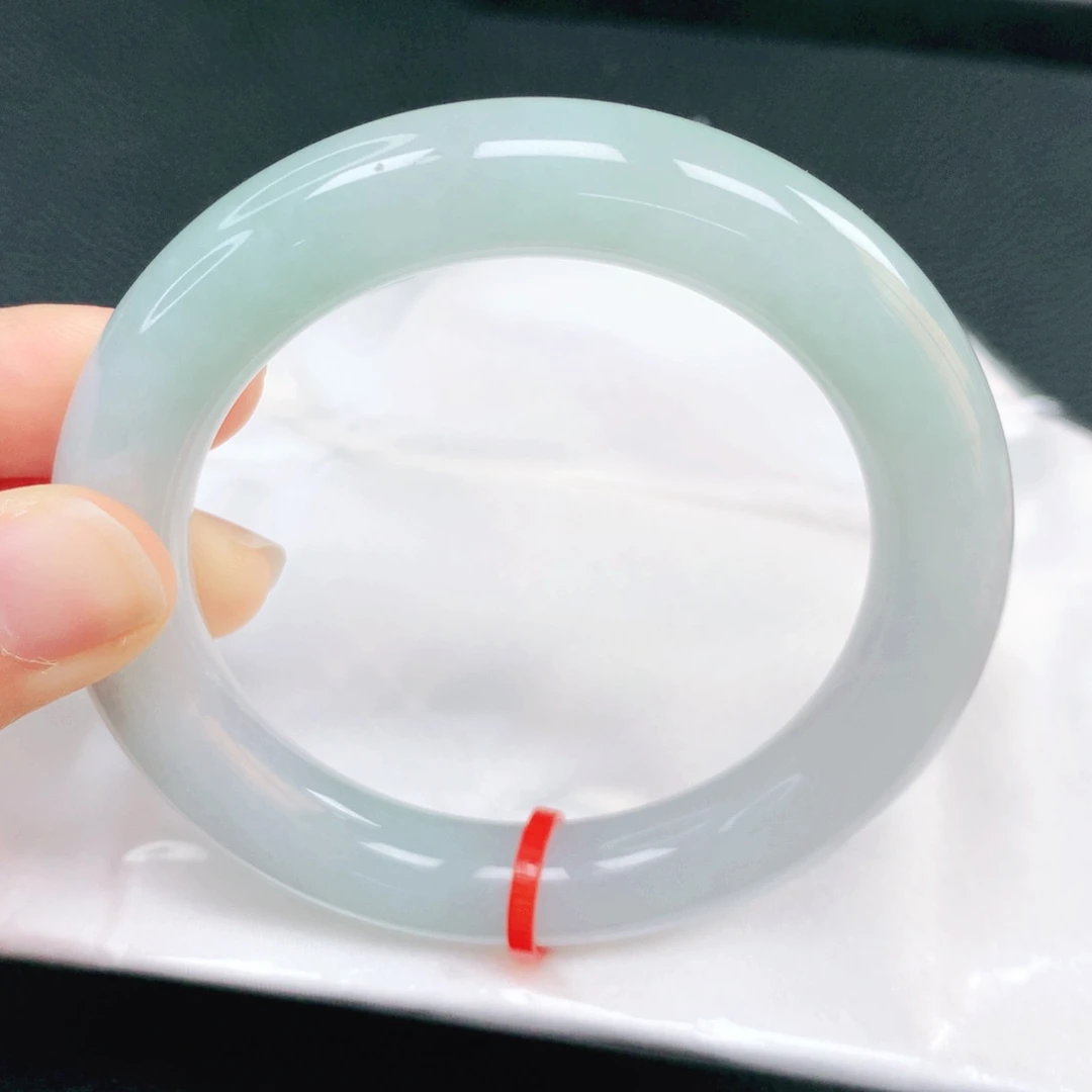 翡翠未镶嵌手镯55圈