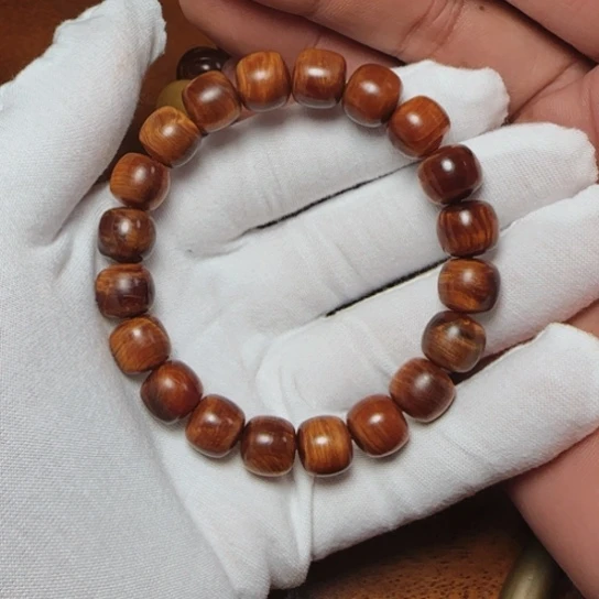 柏木（崖柏）慕**〞全陈化老料把件串