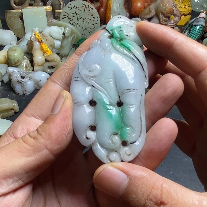 白玉菩提吊坠57886667