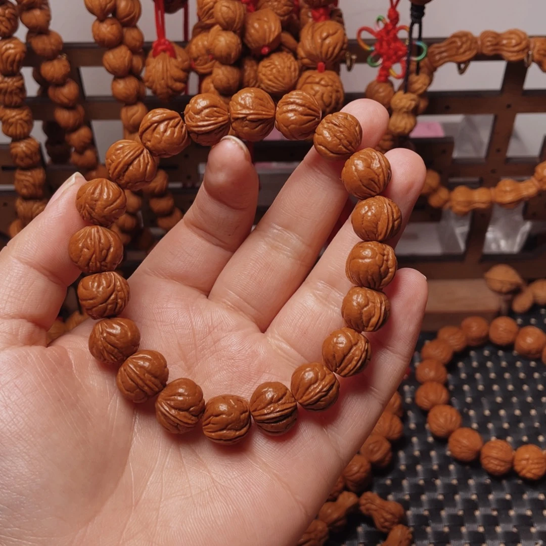 木质类龙纹桃枭手串