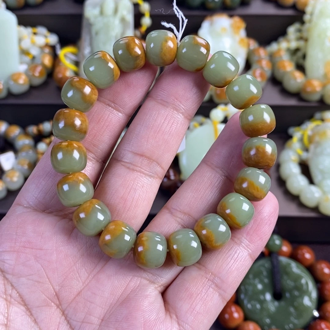 透闪石质玉未镶嵌手串