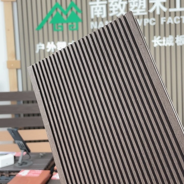 一代实心直纹8.4平深咖 带阳角线