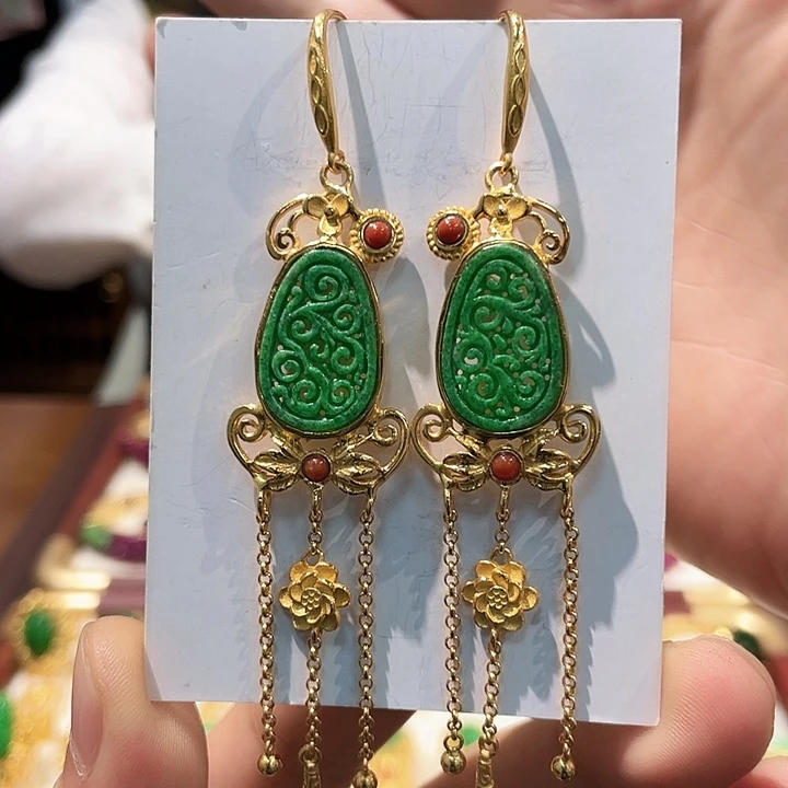 锦纶非金属满绿耳坠