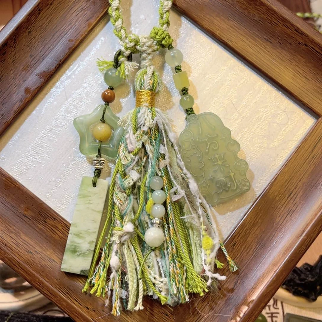 未镶嵌蛇纹石玉手链