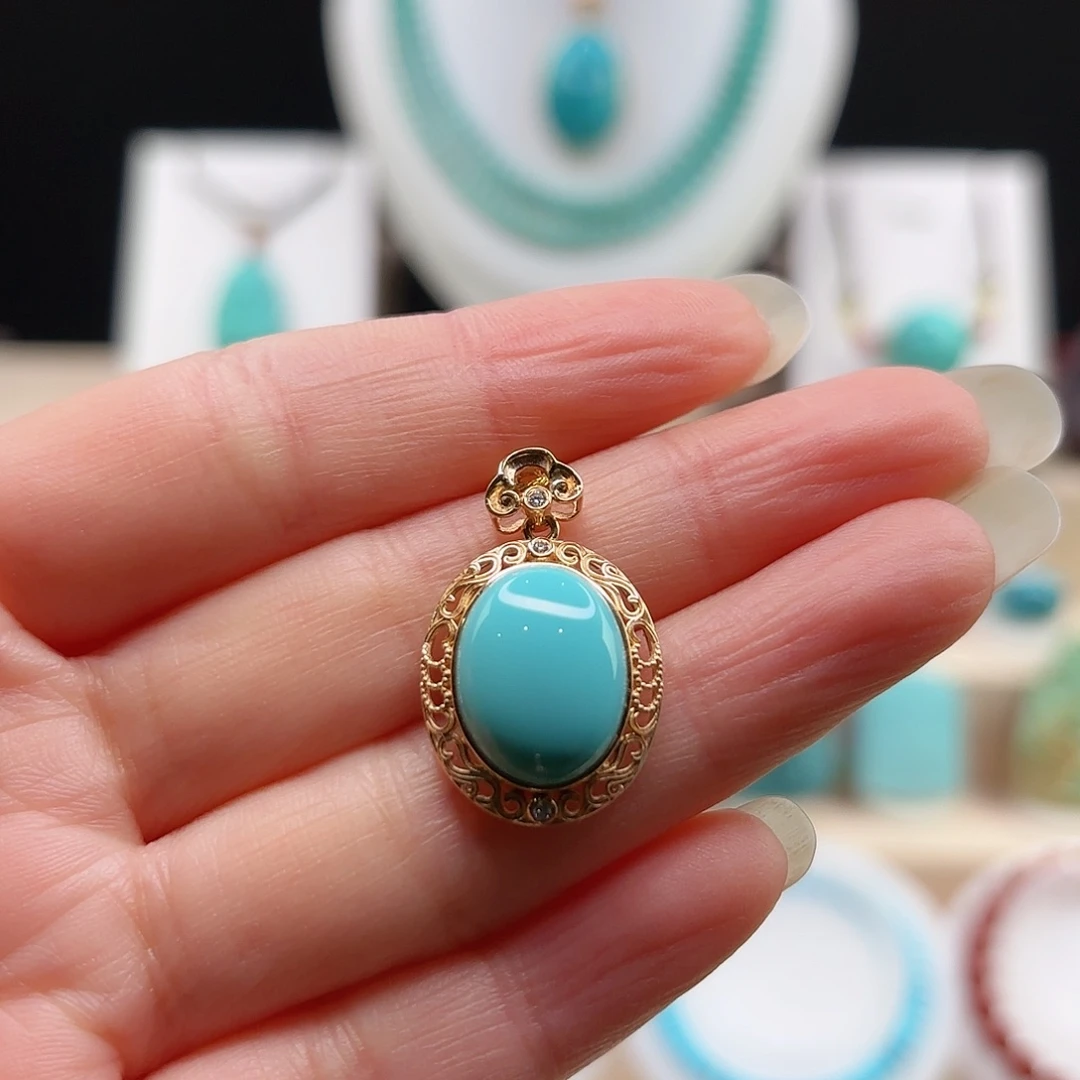 绿松石配饰18K金镶嵌