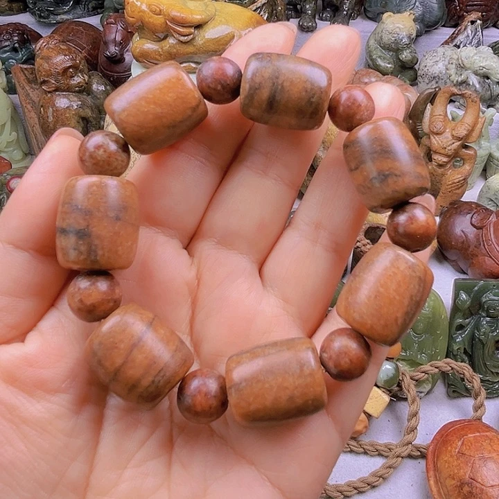 手串未镶嵌岫岩河磨玉（透闪石质玉）溪*