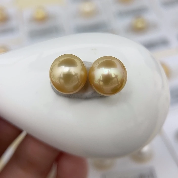 颈饰海水珍珠未镶嵌10.9 金珠 金蛋 彩虹光