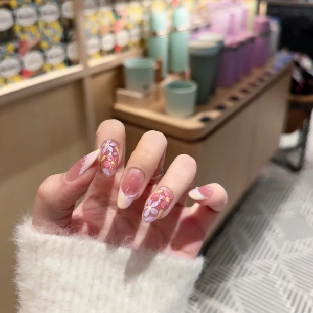 【春日雏菊】手绘石膏春天新款温柔油画百搭气质显白纯手工穿戴甲