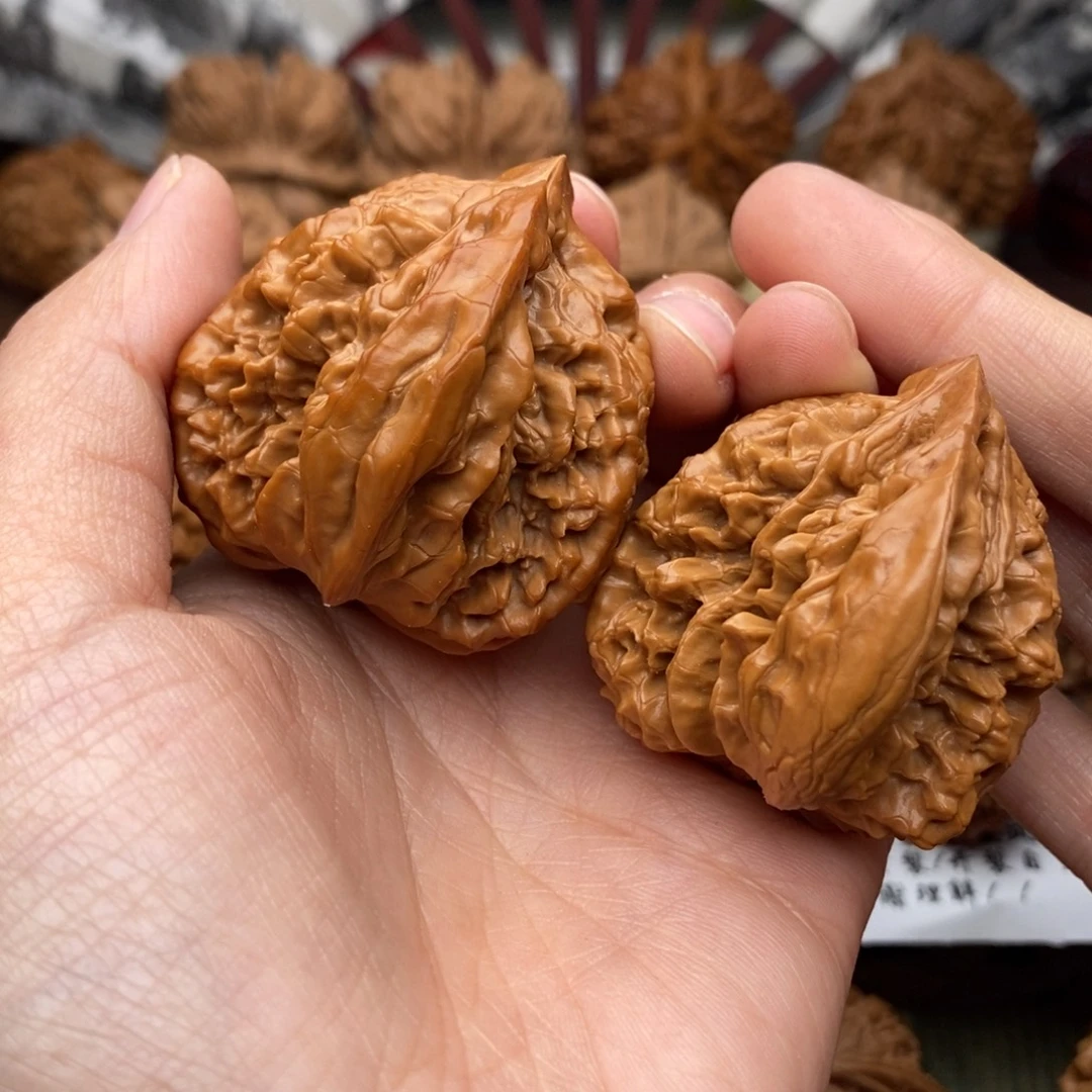 文玩核桃把件45犀牛脚官帽