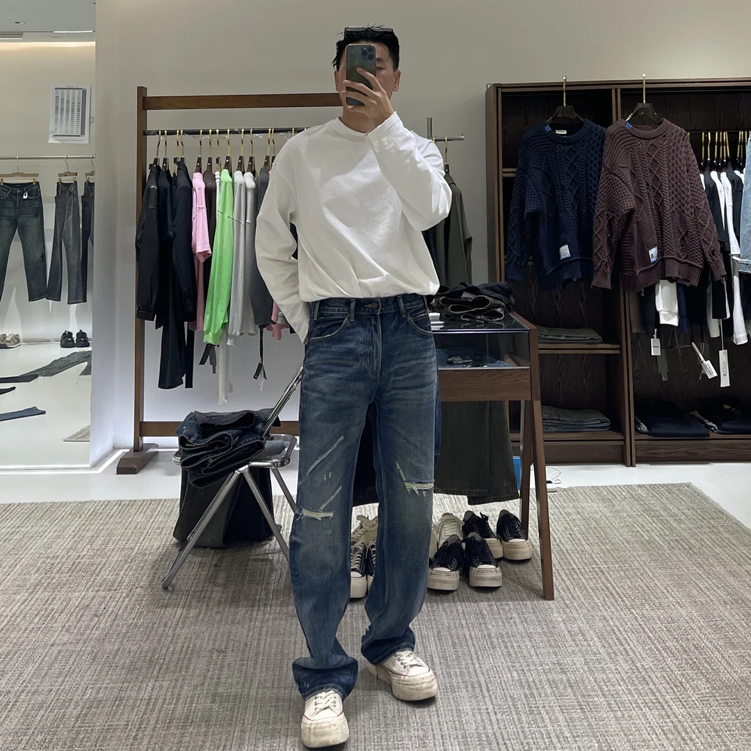 TKTHEKING/3026百搭男士时尚微宽松直筒破洞水洗蓝色重工牛仔裤