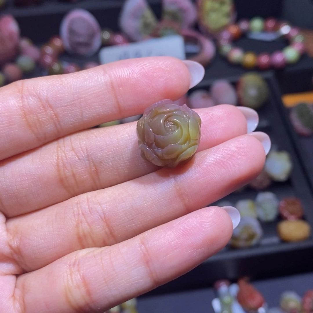 【闪购商品】玛瑙/玉髓手串未镶嵌俺***?盐源玛瑙