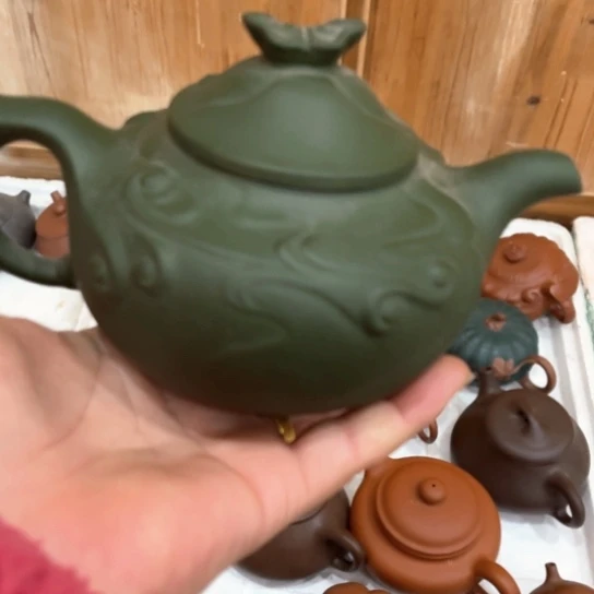 紫砂茶壶瑕疵……………………
