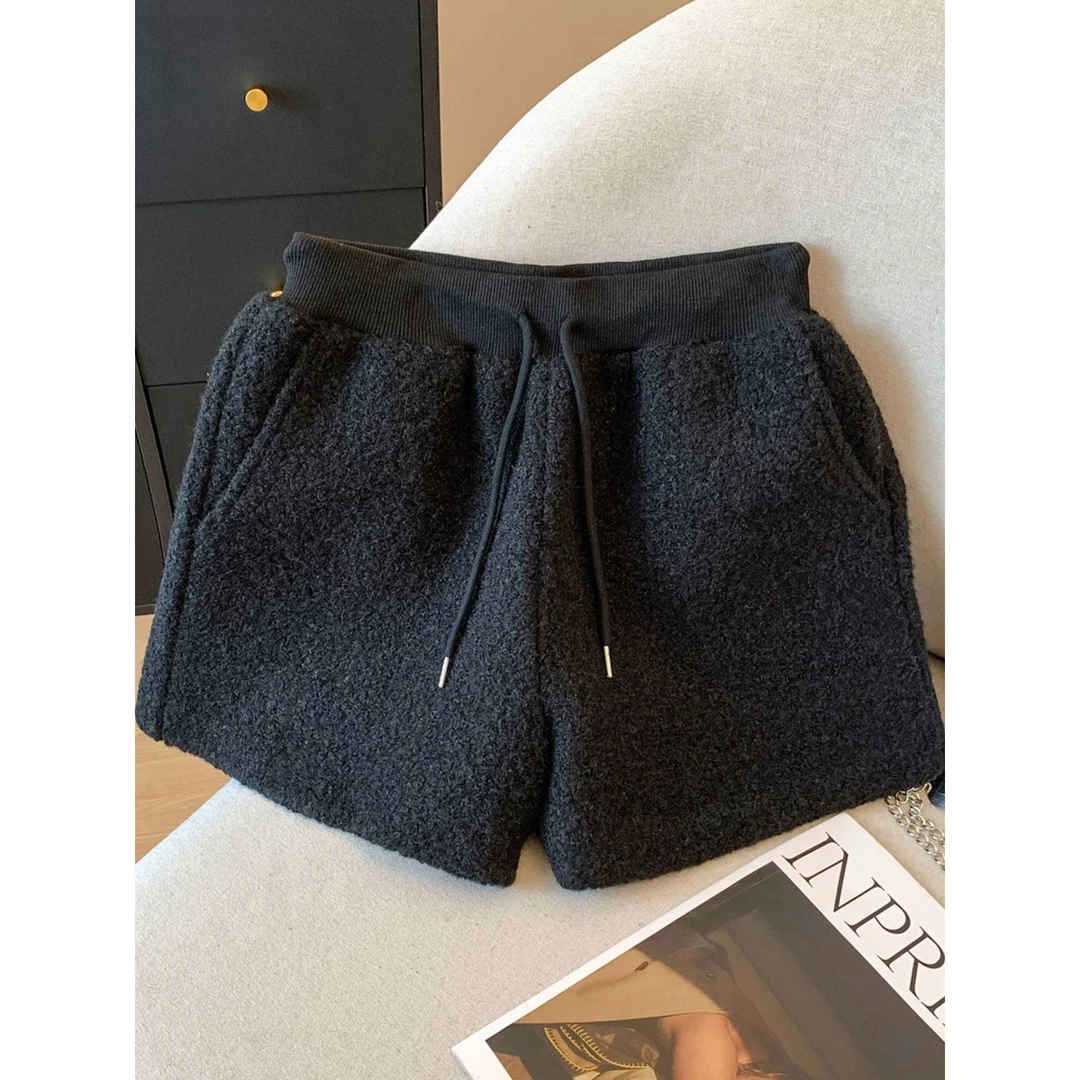 韩系感满满的！秋冬新款时尚百搭毛绒短裤女高腰显瘦松紧腰阔腿裤