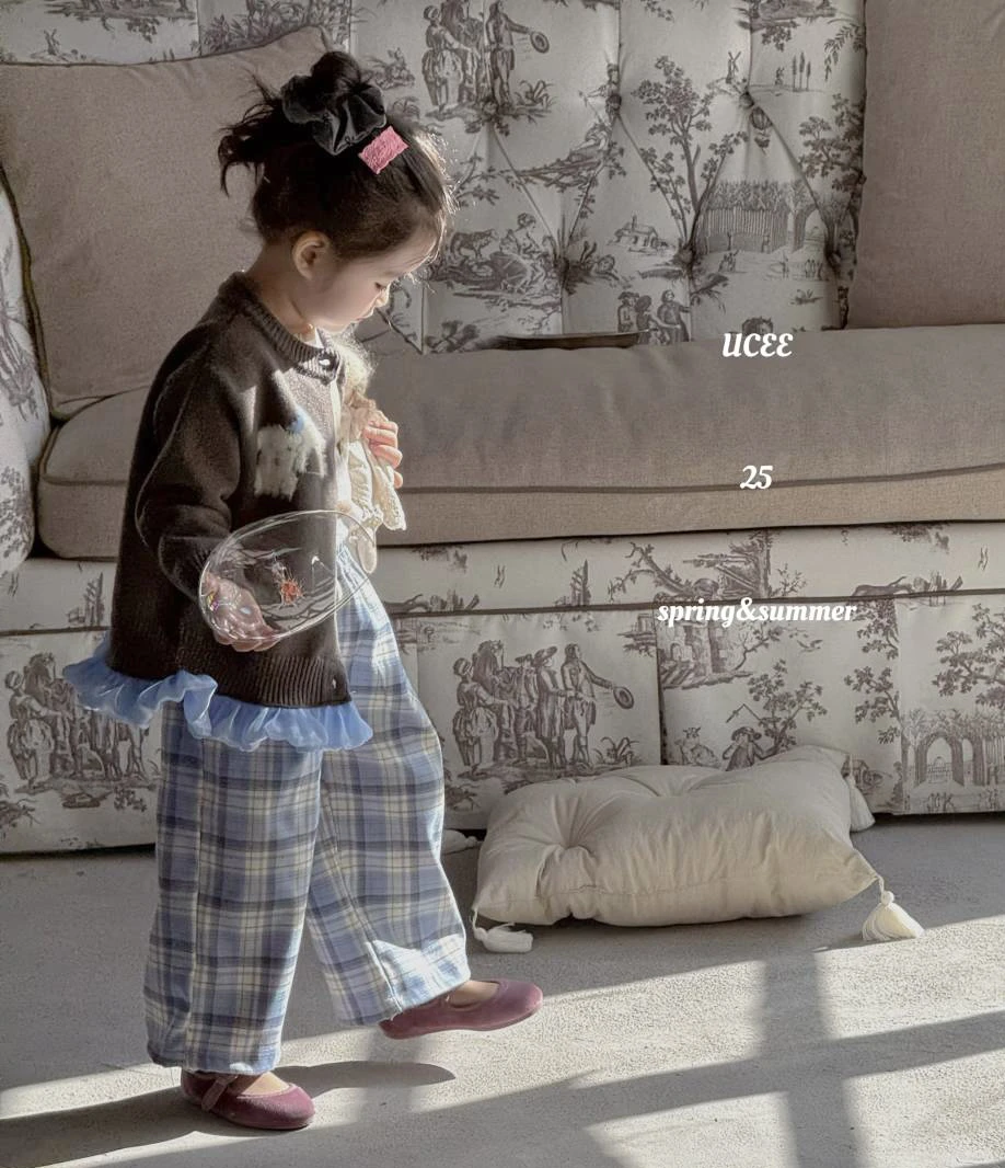 釉兮 女童2025春款木耳花边毛衣卡通针织开衫2171 蓝色格子裤1103
