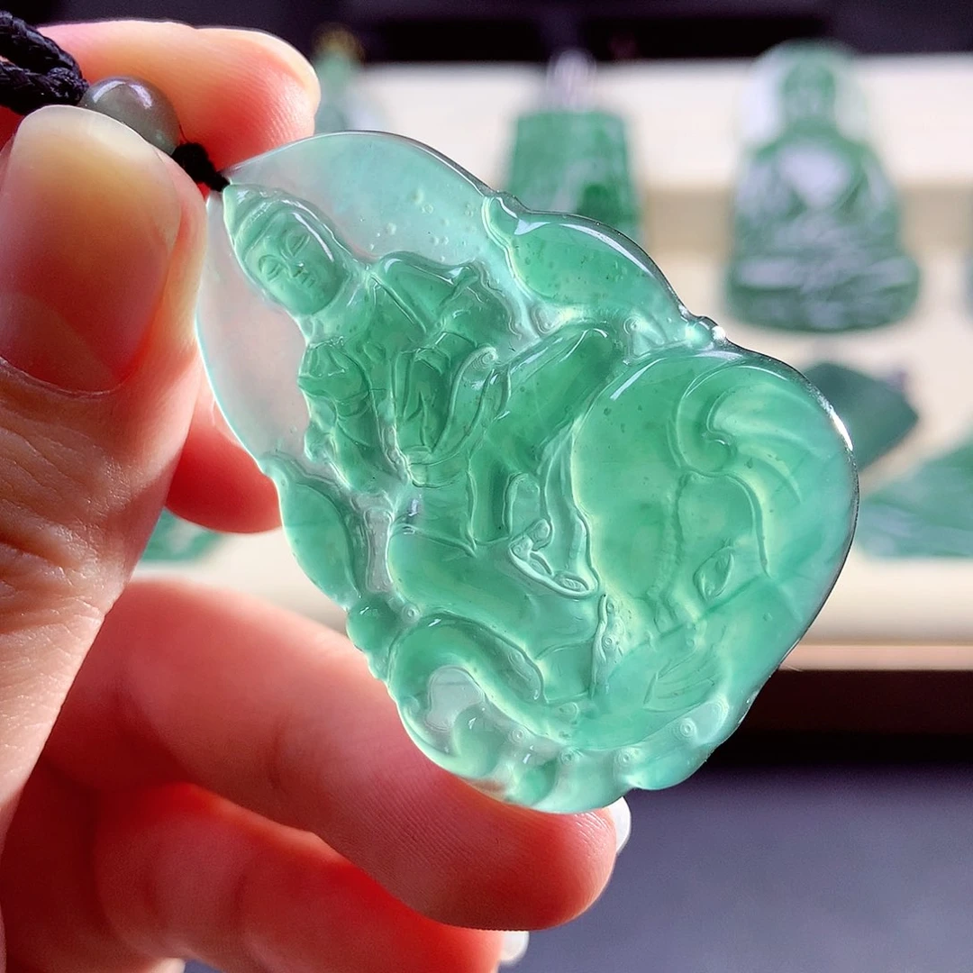 【闪购商品】颈饰未镶嵌翡翠天然