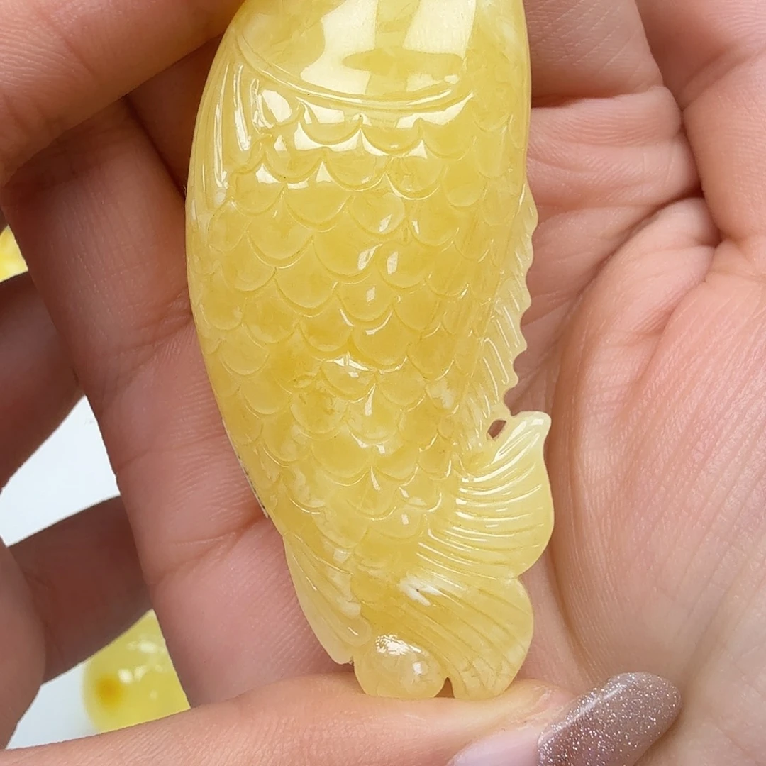 裸石琥珀未镶嵌你好